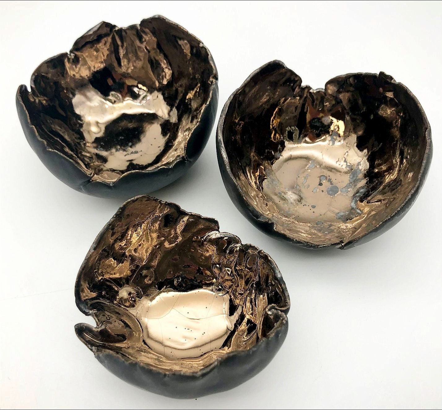 Keramik fyrfadsstage - Mat sort/Guld