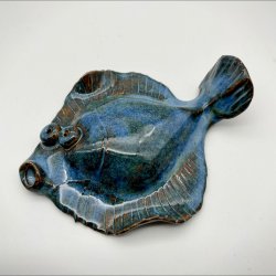Fladfisk i keramik - Havbl - Lys