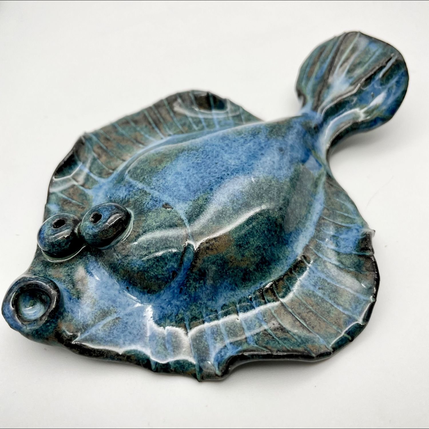 Fladfisk i keramik - Havbl mrk 