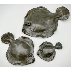 Fladfisk i keramik - Stengr med rde pletter