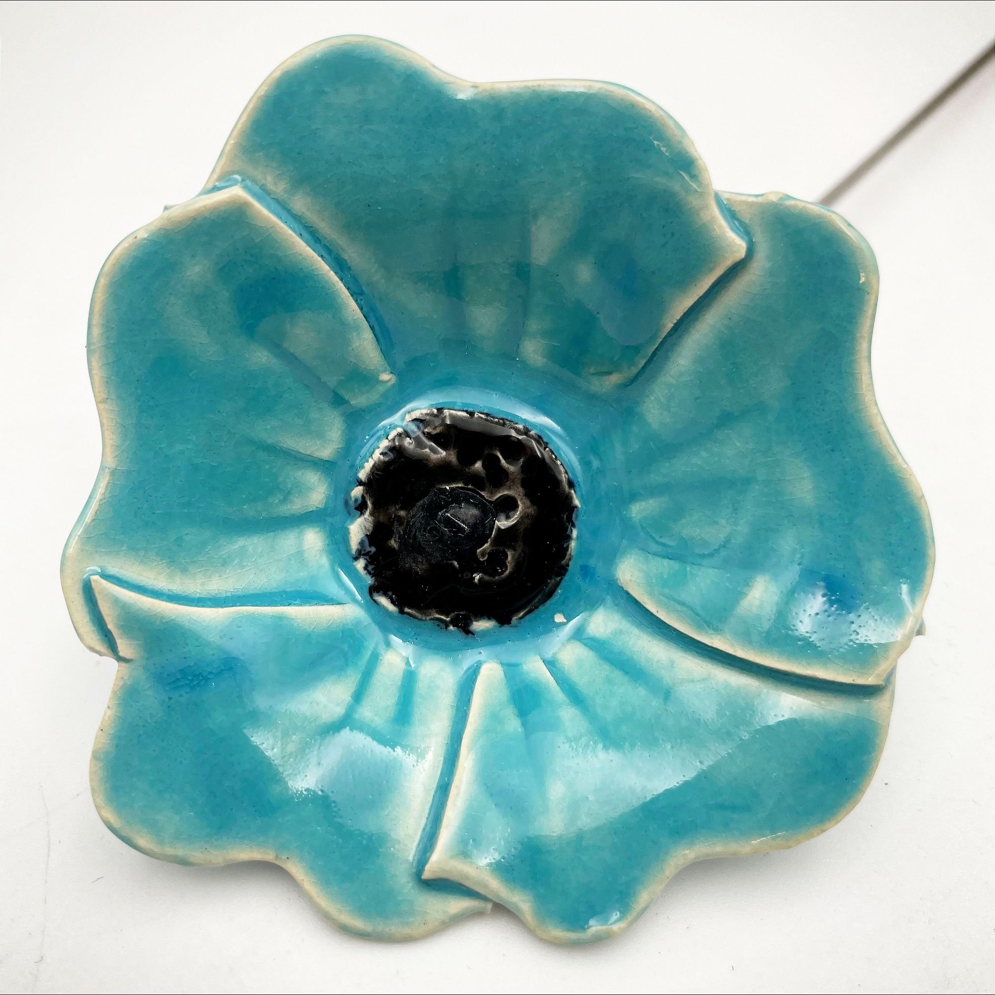 Keramik blomst - Lys vandblå