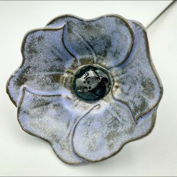 Keramik blomst p stilk - 5-7cm - L26cm