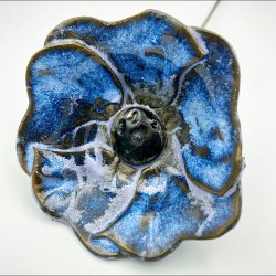 Keramik blomst p stilk - 5-7cm - L26cm