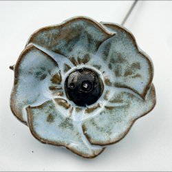 Keramik blomst p stilk - 5-7cm - L26cm