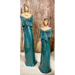 Dame i keramik - Lys hud - Kjole i petroleumsfarve