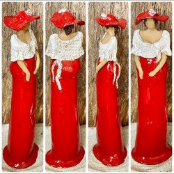 Skagens Dame i keramik - Lys hud - Kjole og hat i hvid og rd