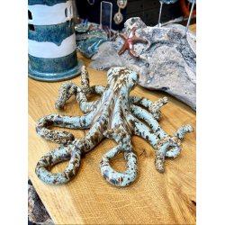 Blksprutte i keramik - UNIKA skulptur